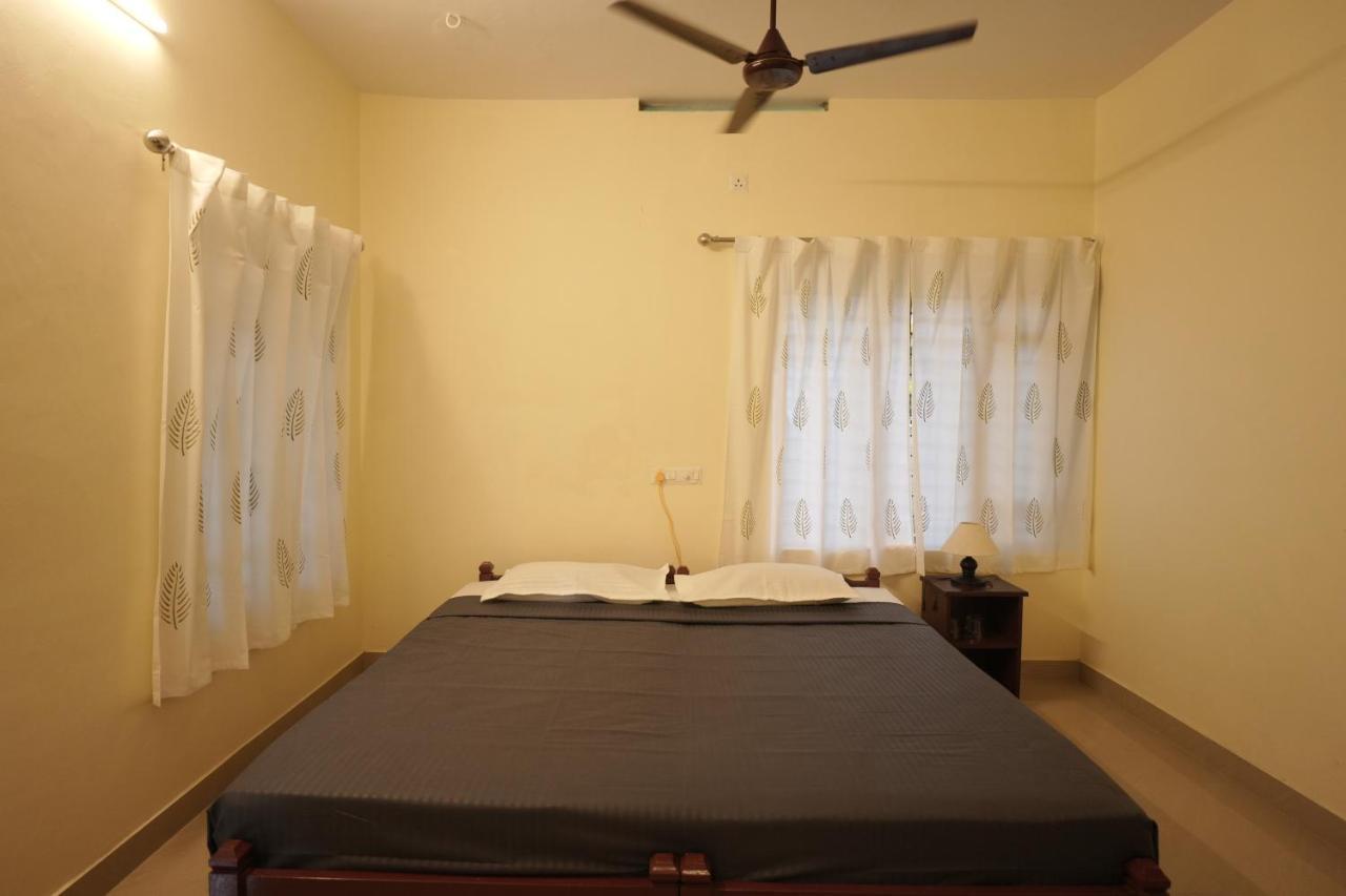 Cliff & Coral Hostel Varkala Buitenkant foto