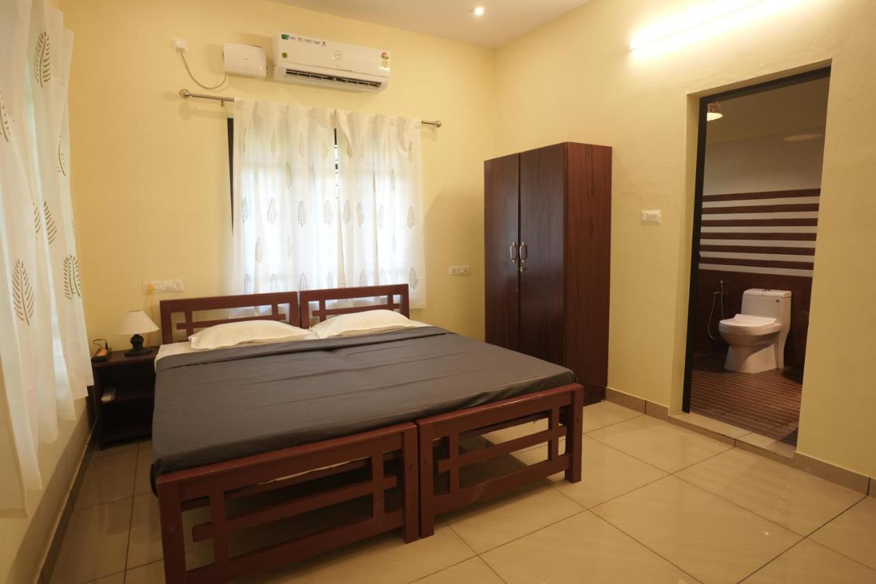 Cliff & Coral Hostel Varkala Buitenkant foto