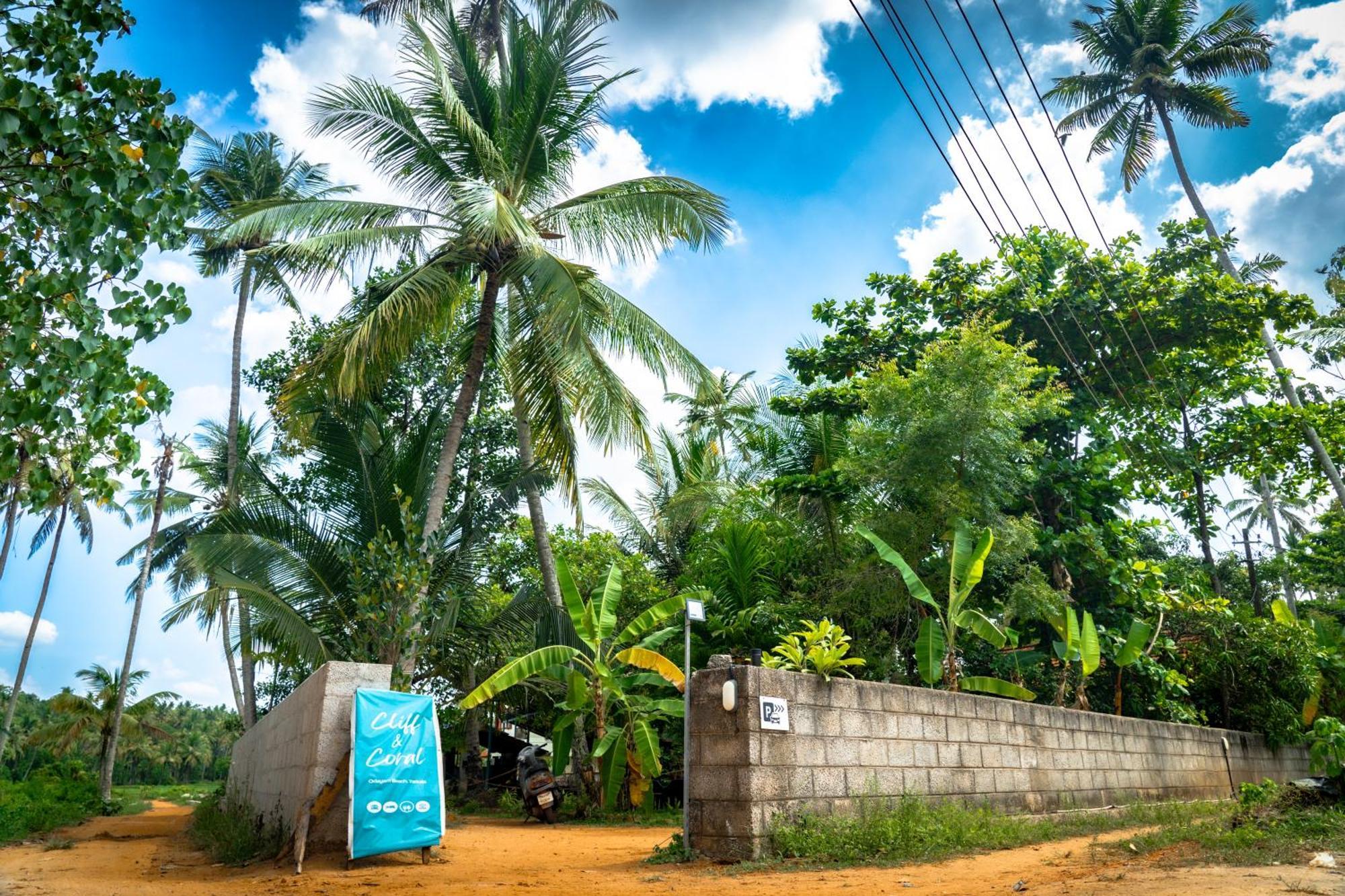 Cliff & Coral Hostel Varkala Buitenkant foto