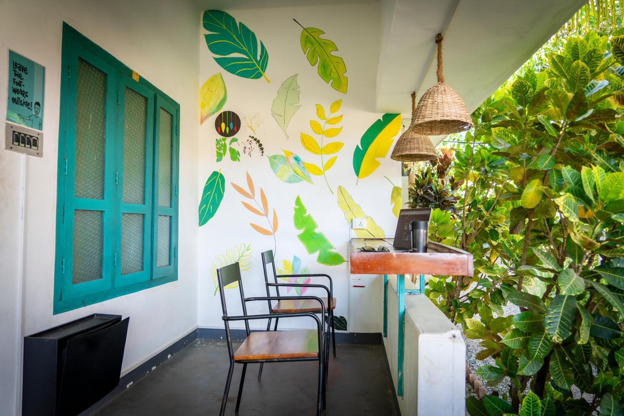 Cliff & Coral Hostel Varkala Buitenkant foto